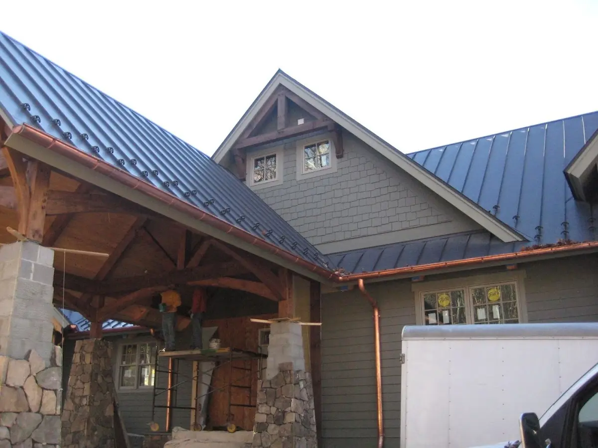 Craftsman Roofing team delivering quality roofing work in North Aurora
